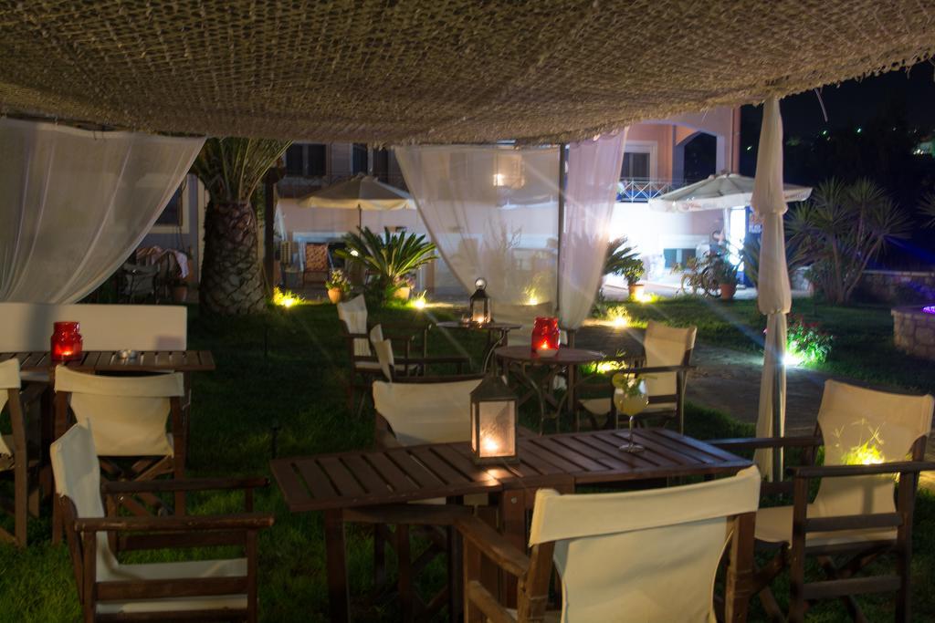 Aparthotel Land Of Gods à Gythio Extérieur photo