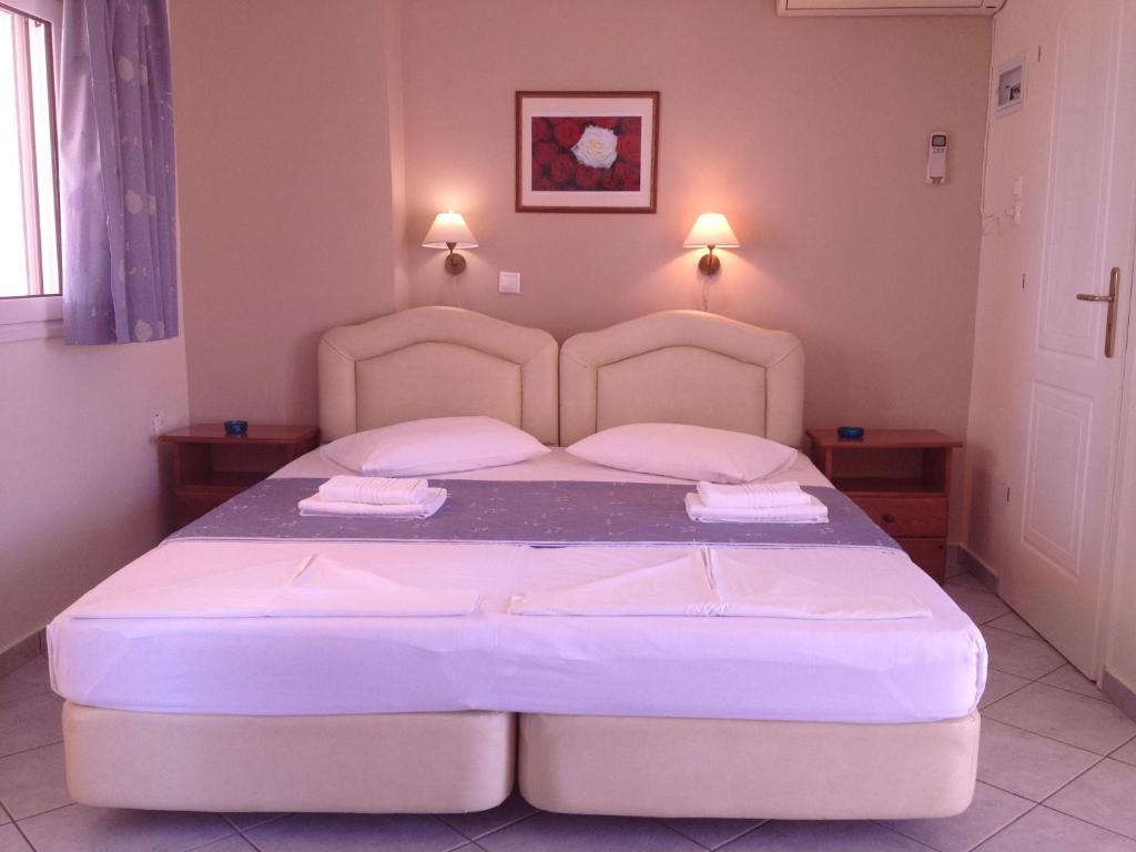 Aparthotel Land Of Gods à Gythio Extérieur photo