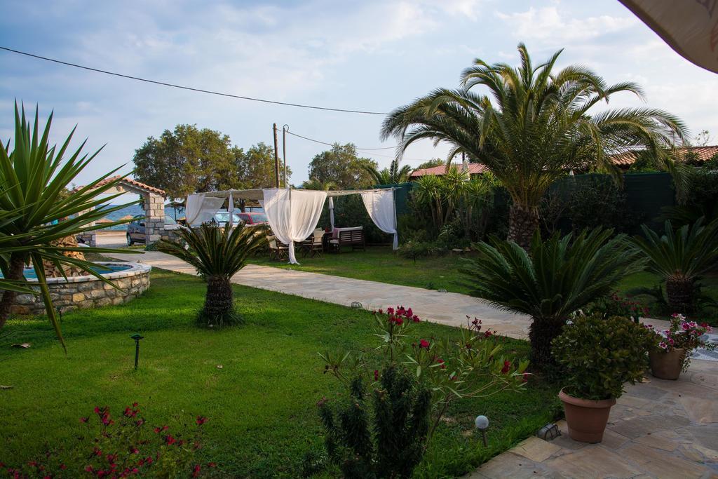 Aparthotel Land Of Gods à Gythio Extérieur photo