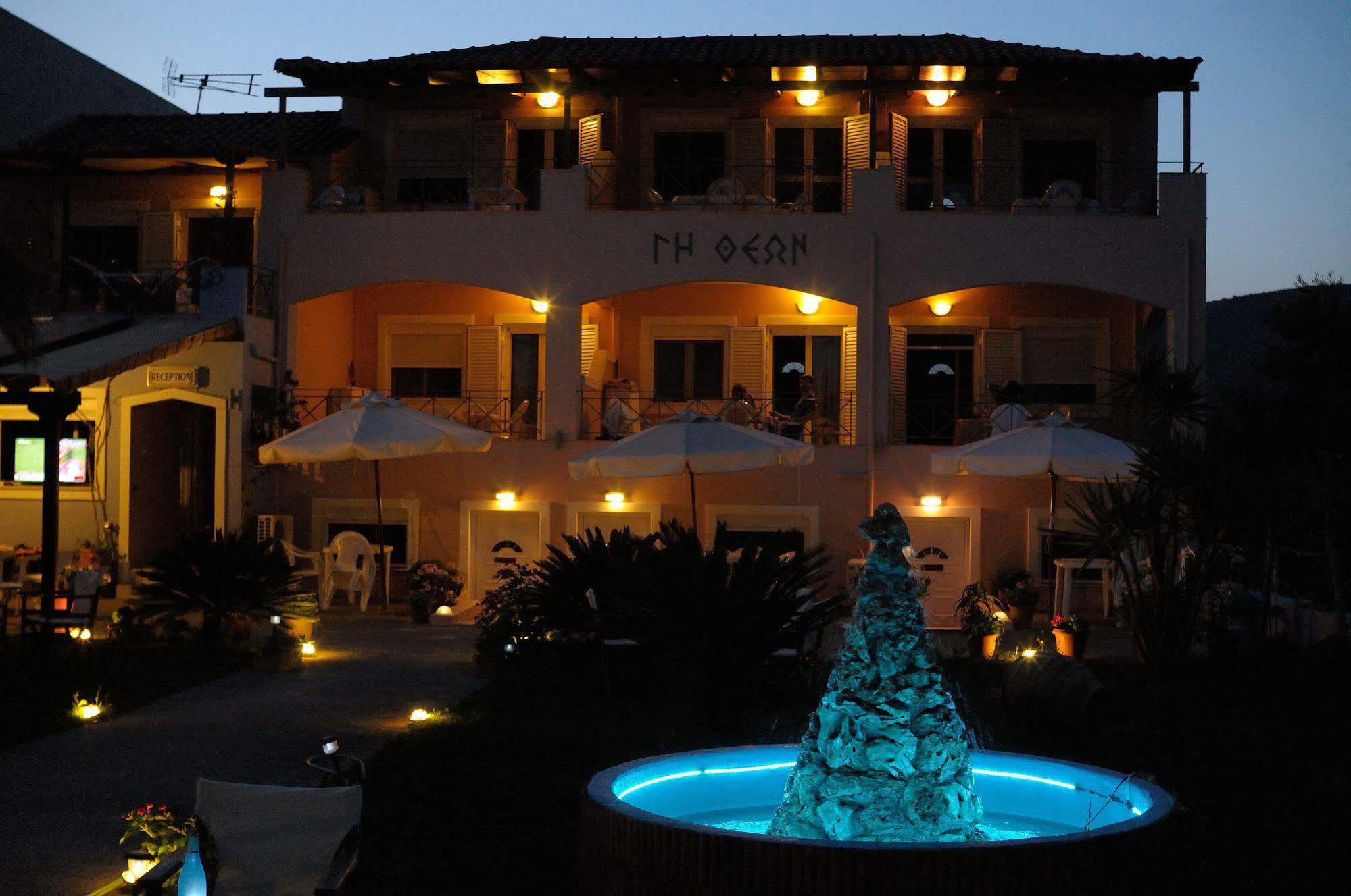 Aparthotel Land Of Gods à Gythio Extérieur photo
